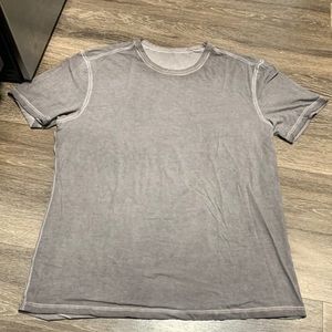 lululemon athletica Men's Short Sleeve Crew T-Shirt in Light Gray